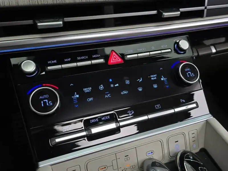 2024 Hyundai Santa Fe с пробегом 33 856 км