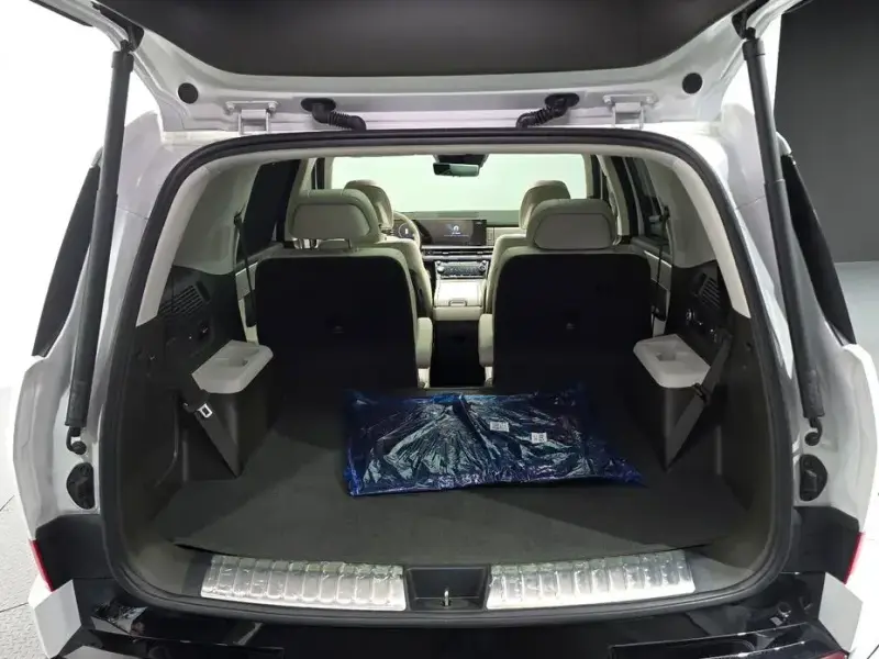 2024 Hyundai Santa Fe с пробегом 33 856 км
