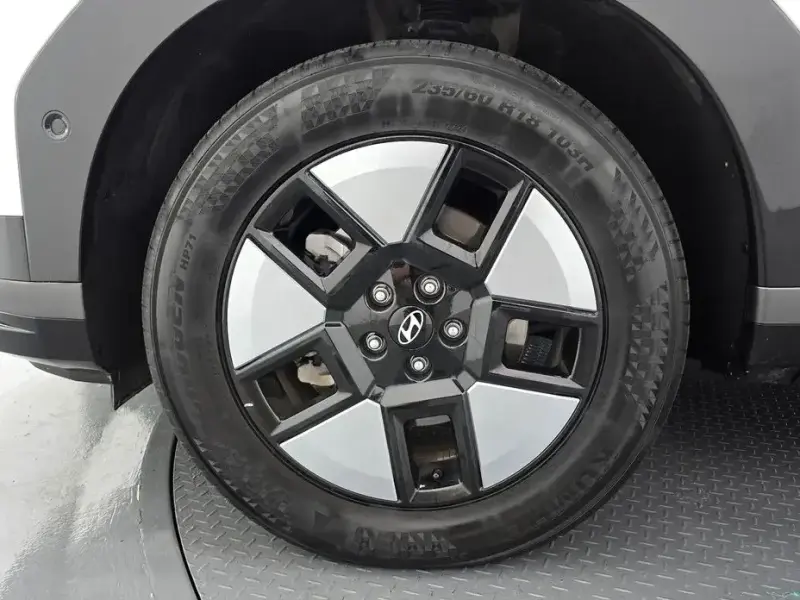2024 Hyundai Santa Fe с пробегом 26 543 км