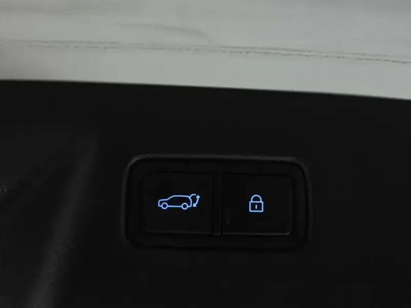 2024 Hyundai Santa Fe с пробегом 26 543 км