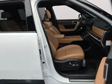 2024 Hyundai Santa Fe с пробегом 26 543 км