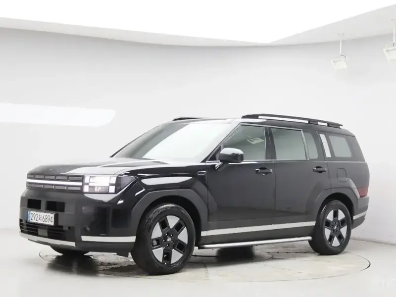 2025 Hyundai Santa Fe с пробегом 8 980 км