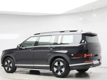 2025 Hyundai Santa Fe с пробегом 8 980 км