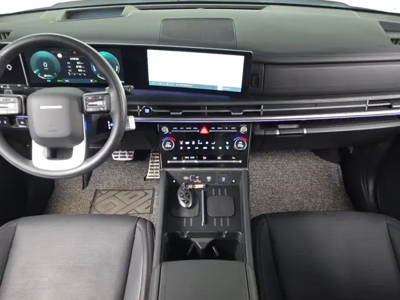 2025 Hyundai Santa Fe с пробегом 20 146 км