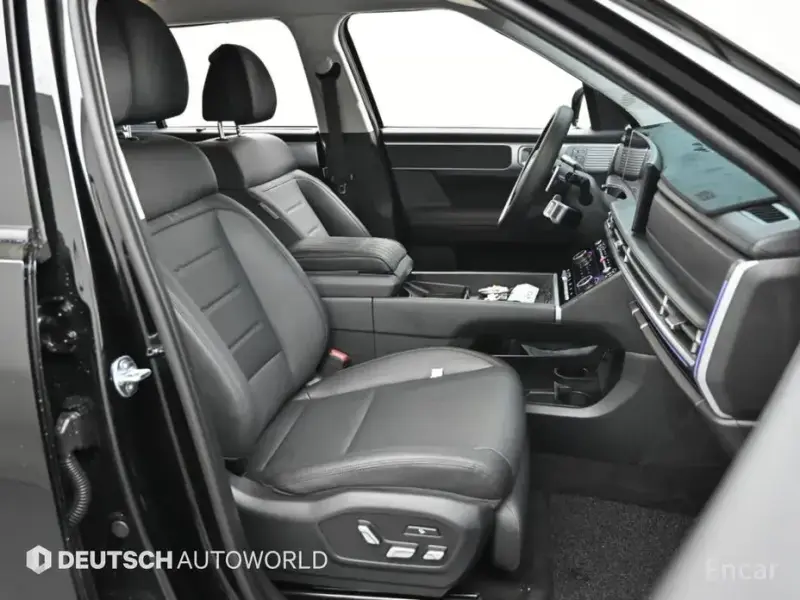 2025 Hyundai Santa Fe с пробегом 16 217 км
