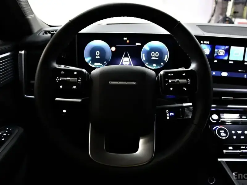 2025 Hyundai Santa Fe с пробегом 8 980 км