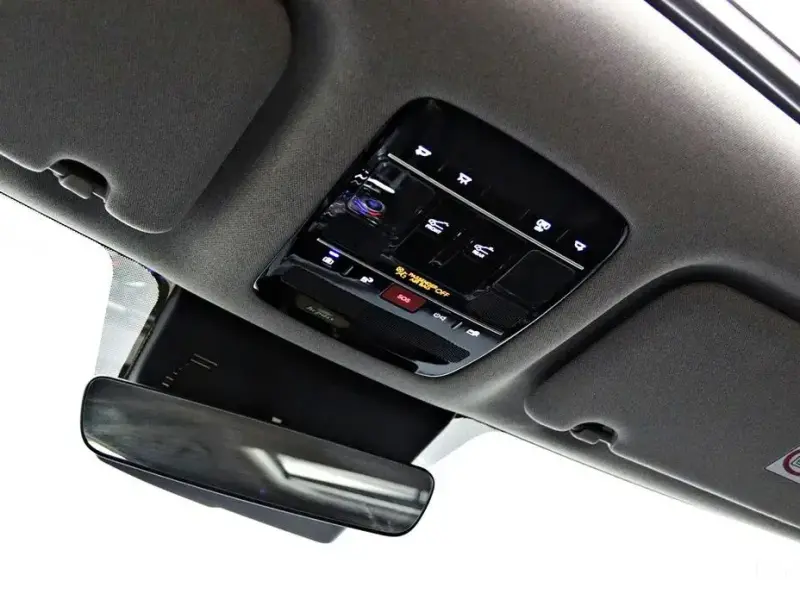 2025 Hyundai Santa Fe с пробегом 8 980 км