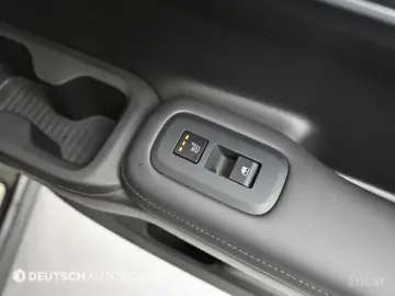 2025 Hyundai Santa Fe с пробегом 16 217 км