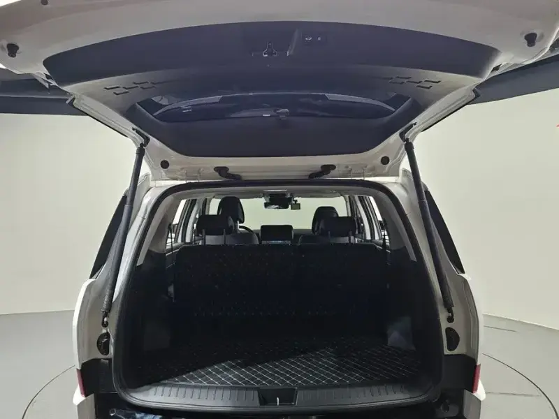2025 Hyundai Santa Fe с пробегом 20 146 км