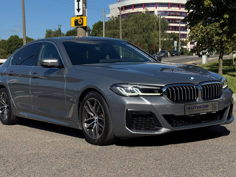 2022 BMW 5 серии с пробегом 58 054 км