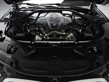 2024 BMW 8 серии с пробегом 10 528 км
