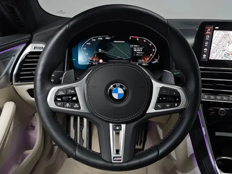 2024 BMW 8 серии с пробегом 10 528 км