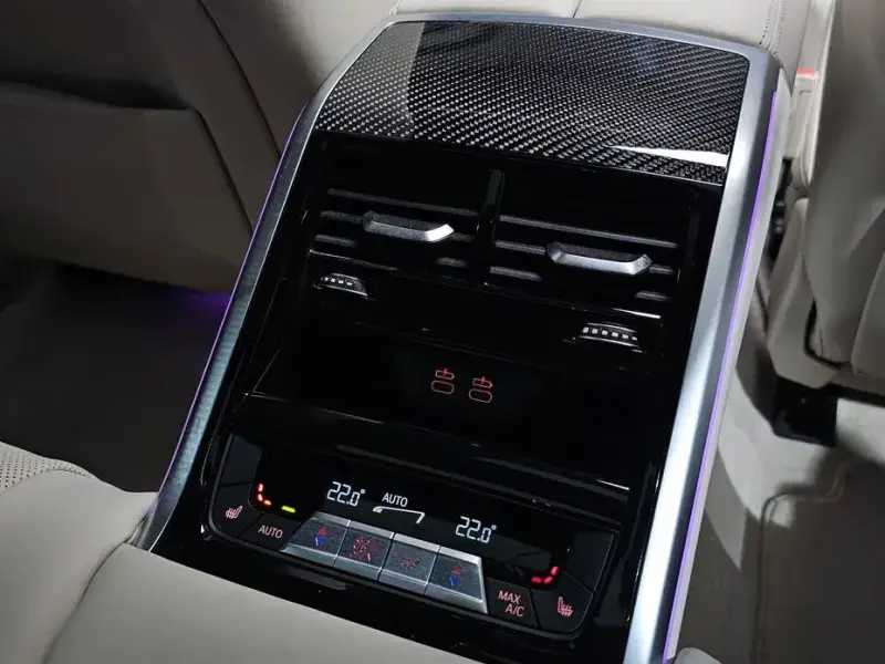 2024 BMW 8 серии с пробегом 10 528 км