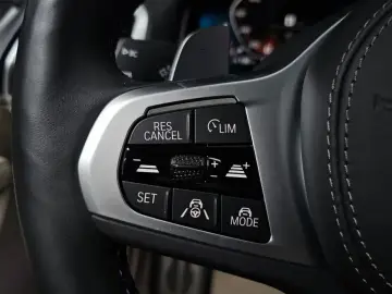 2024 BMW 8 серии с пробегом 10 528 км