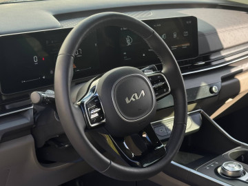 2024 Kia Carnival с пробегом 22 801 км