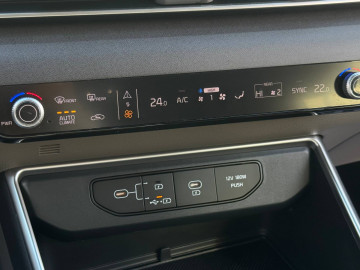 2024 Kia Carnival с пробегом 22 801 км