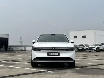 2025 Zeekr 7X с пробегом 55 600 км