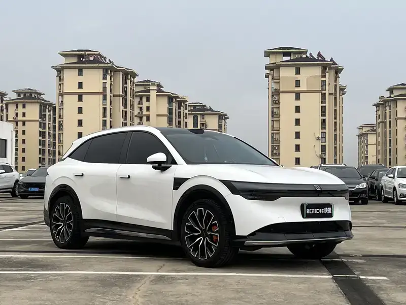 2025 Zeekr 7X с пробегом 55 600 км
