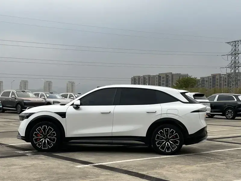 2025 Zeekr 7X с пробегом 55 600 км