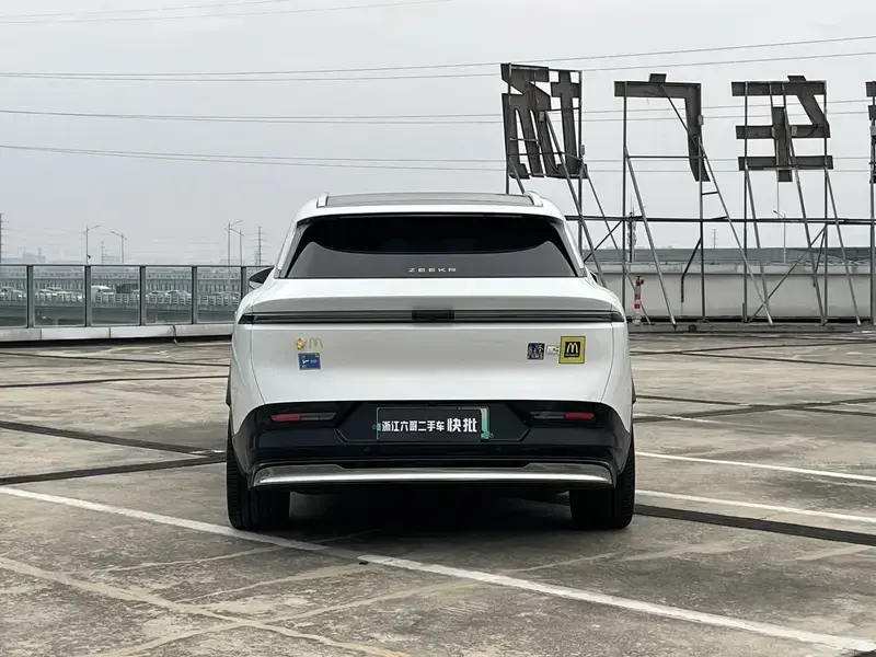2025 Zeekr 7X с пробегом 55 600 км