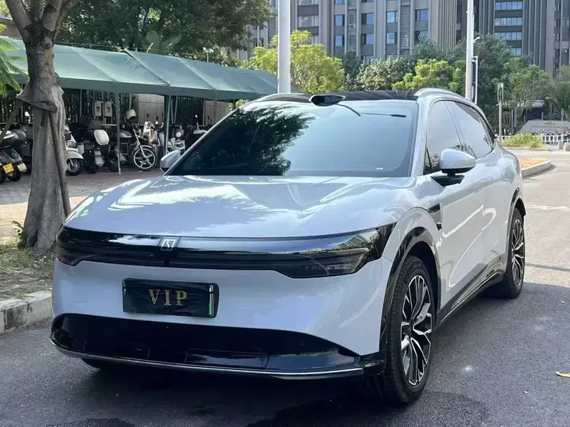 2025 Zeekr 7X с пробегом 30 000 км