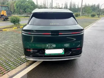 2025 Zeekr 7X с пробегом 80 000 км