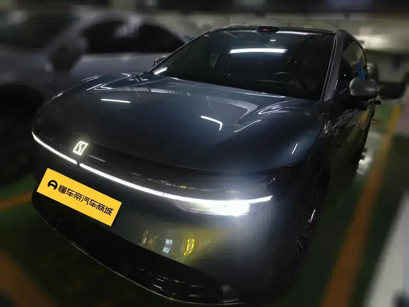 2025 Zeekr 7X с пробегом 41 400 км
