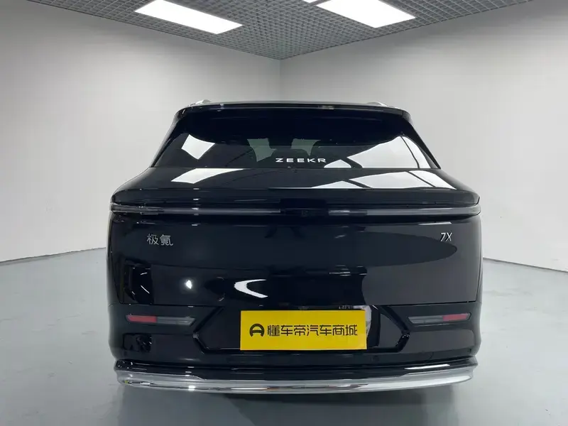 2025 Zeekr 7X с пробегом 58 100 км