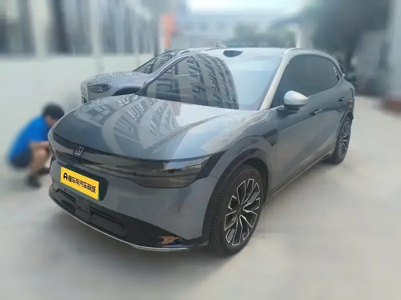 2025 Zeekr 7X с пробегом 43 400 км