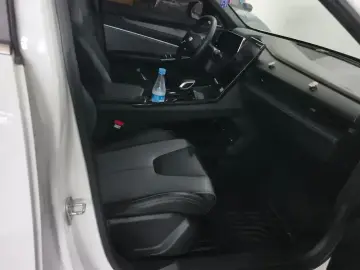 2023 Geely Atlas Pro с пробегом 18 000 км