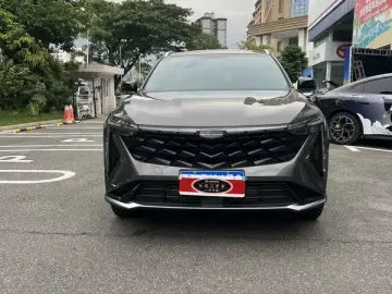 2023 Geely Atlas Pro с пробегом 17 500 км