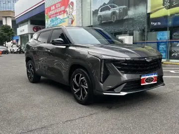 2023 Geely Atlas Pro с пробегом 17 500 км