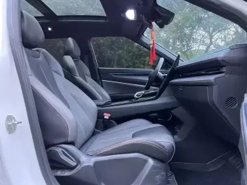 2024 Geely Atlas Pro с пробегом 68 000 км