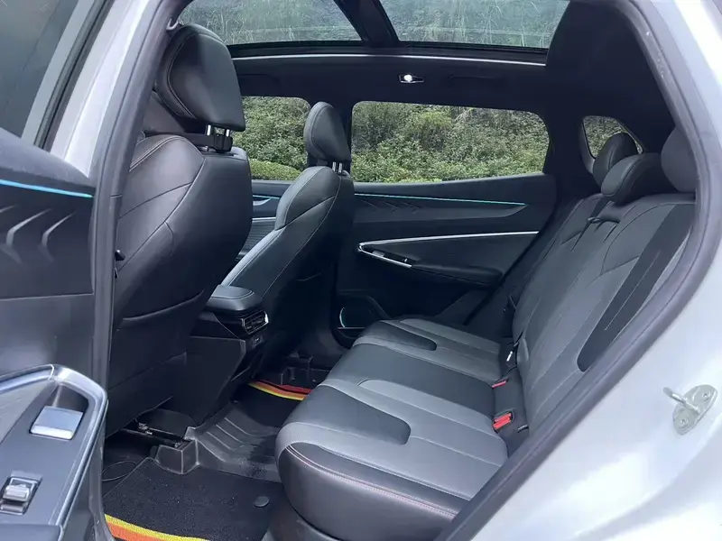 2024 Geely Atlas Pro с пробегом 68 000 км