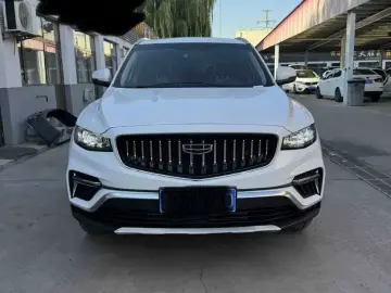 2022 Geely Atlas Pro с пробегом 40 000 км