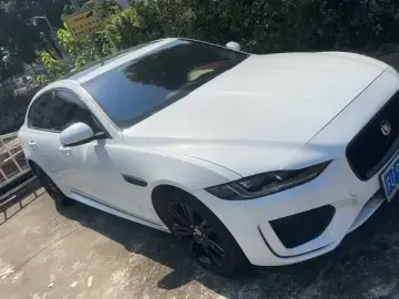 2025 Kia K5 с пробегом 8 000 км