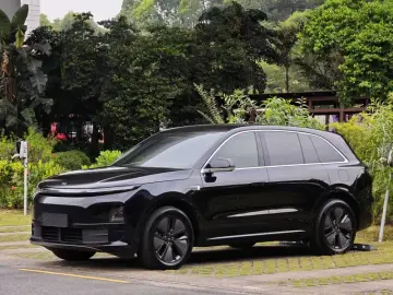 Li Auto (Lixiang) L6