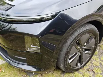 2024 Li Auto (Lixiang) L6 с пробегом 35 000 км