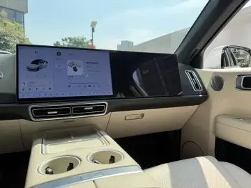 2024 Li Auto (Lixiang) L6 с пробегом 45 000 км