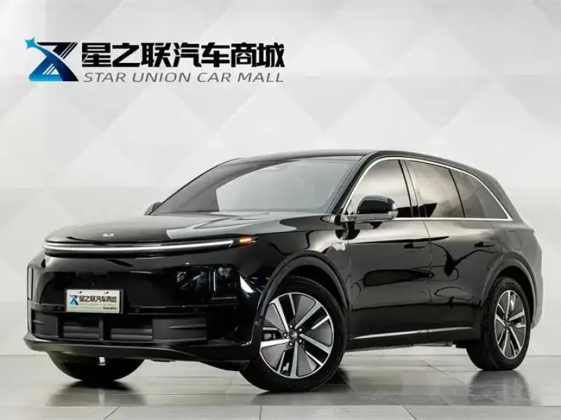 2024 Li Auto (Lixiang) L6 с пробегом 31 000 км