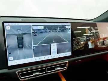2024 Li Auto (Lixiang) L6 с пробегом 31 000 км