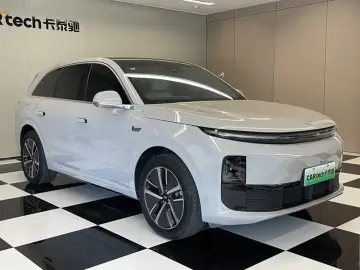 2024 Li Auto (Lixiang) L6 с пробегом 46 300 км