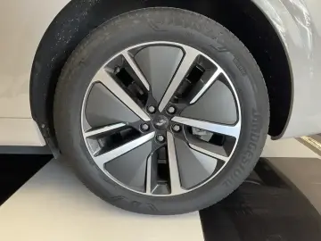 2024 Li Auto (Lixiang) L6 с пробегом 46 300 км