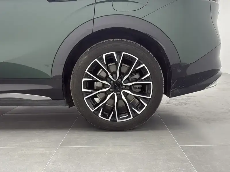 2025 Zeekr 7X с пробегом 52 700 км