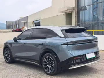 2025 Zeekr 7X с пробегом 14 000 км