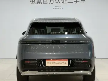 2025 Zeekr 7X с пробегом 14 600 км