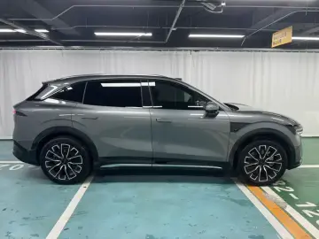 2025 Zeekr 7X с пробегом 6 900 км