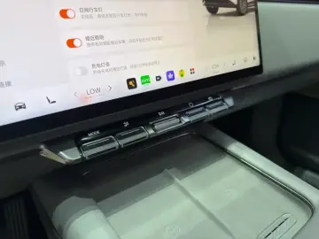 2025 Zeekr 7X с пробегом 18 000 км
