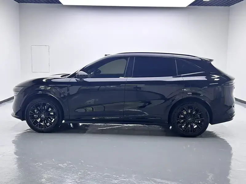 2025 Zeekr 7X с пробегом 23 700 км