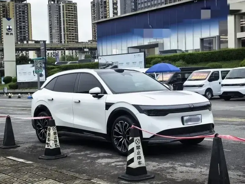 2025 Zeekr 7X с пробегом 27 200 км